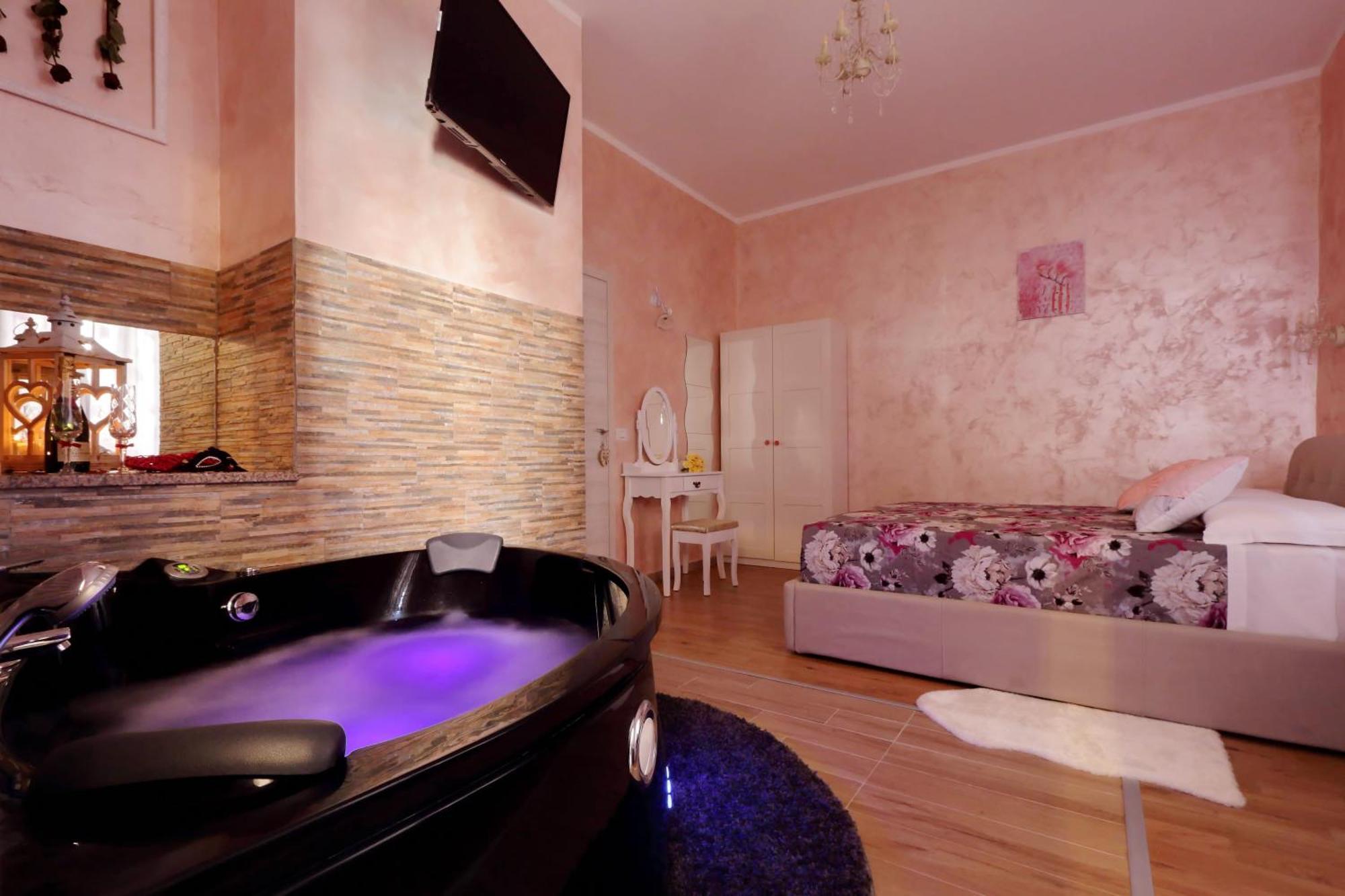 Deluxe Rooms And Chilling Jacuzzi Suite Guesthouse Rome Ruang foto